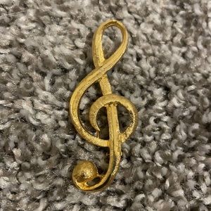 Gold Treble Clef Brooch